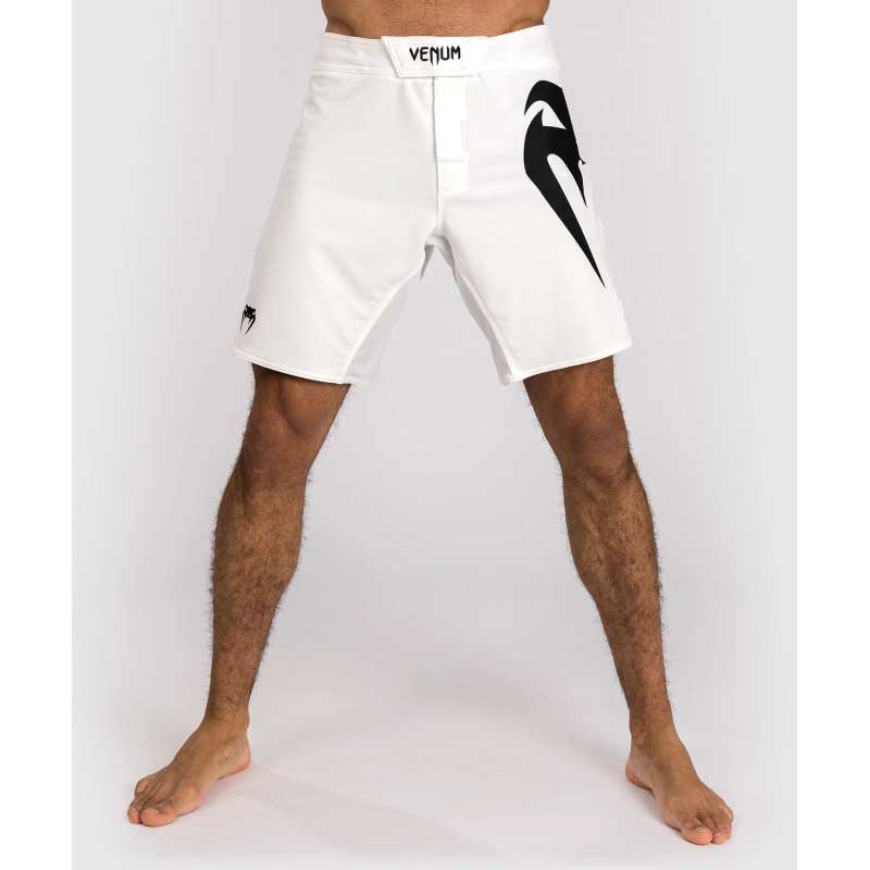 Fightshorts Venum light 5.0 blanco negro